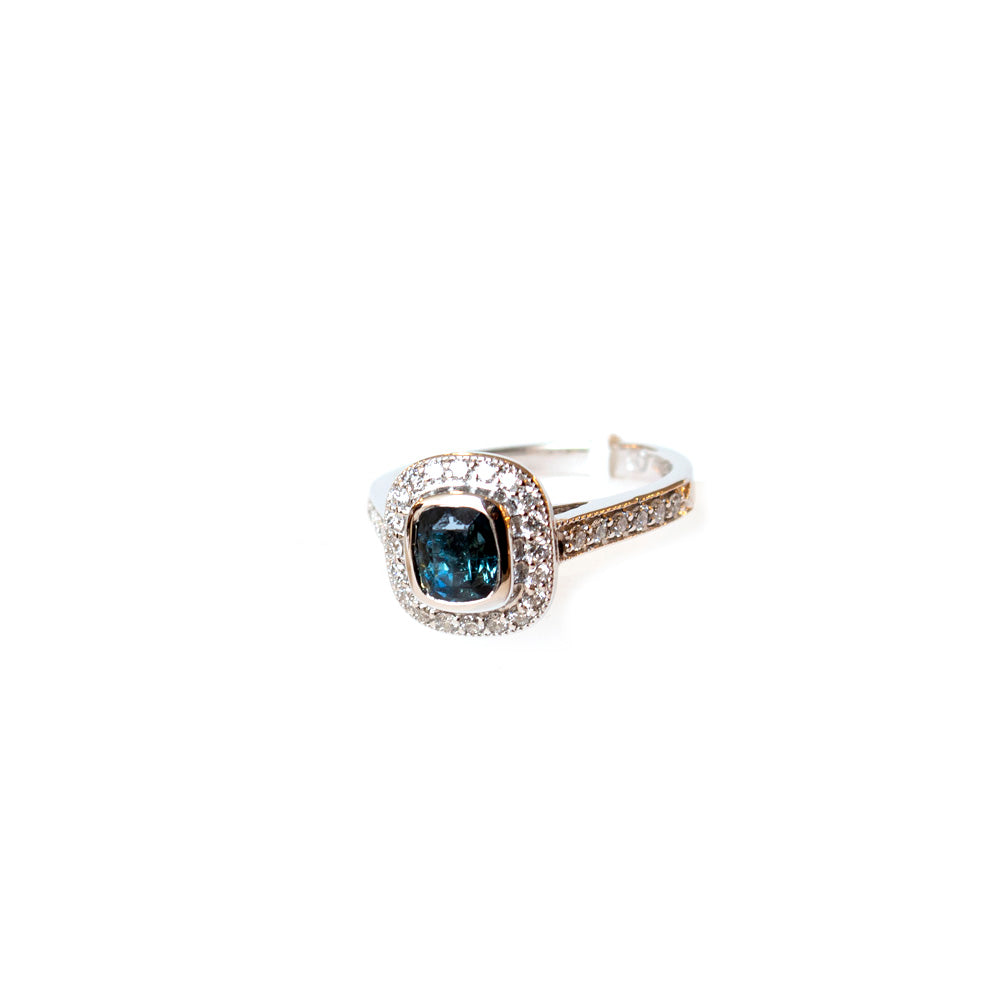 Ouzounian Ring 18 Carat White Gold With Diamond &amp; Ceylon Sapphire Size 6