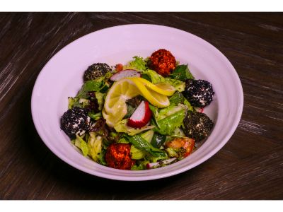 Herbs Salad With Labneh Balls