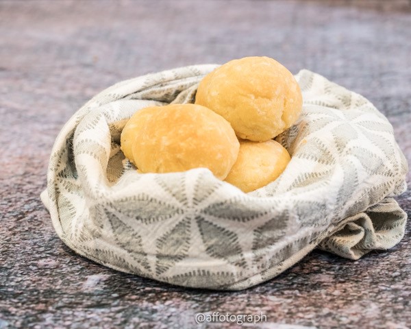 Keto  Cheese and Garlic Mini Bread – 5 Pcs