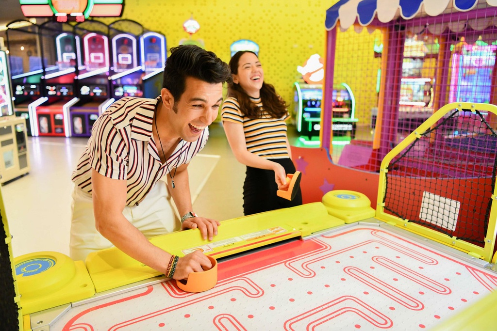 Megapolis Entertainment Center