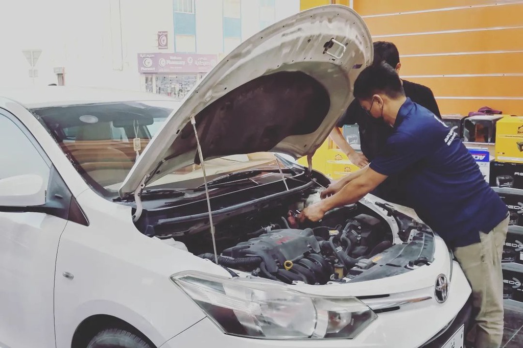 Tires &amp; Batteries World