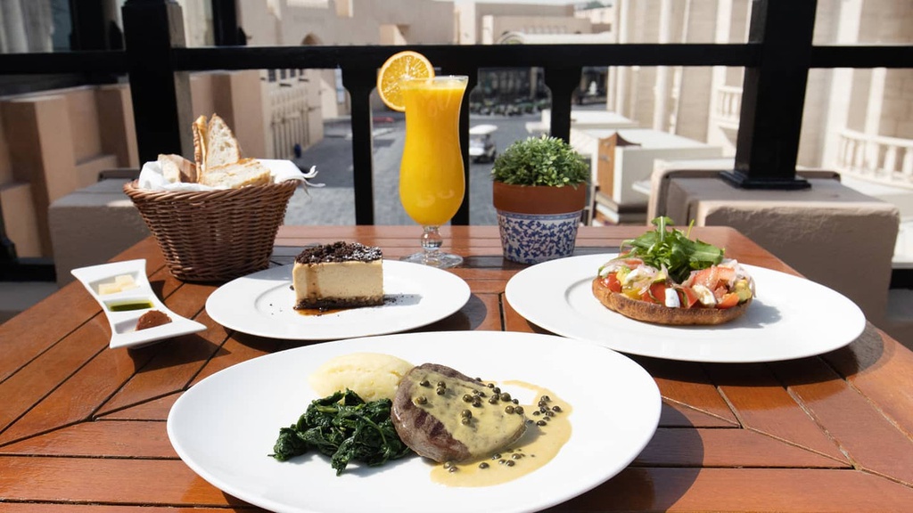 Le Vesuvio Food and Beverages delicious