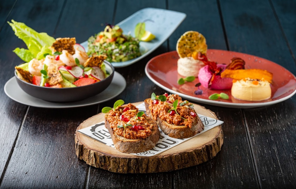 Al Shurfa Arabic Lounge Food and Beverages delicious