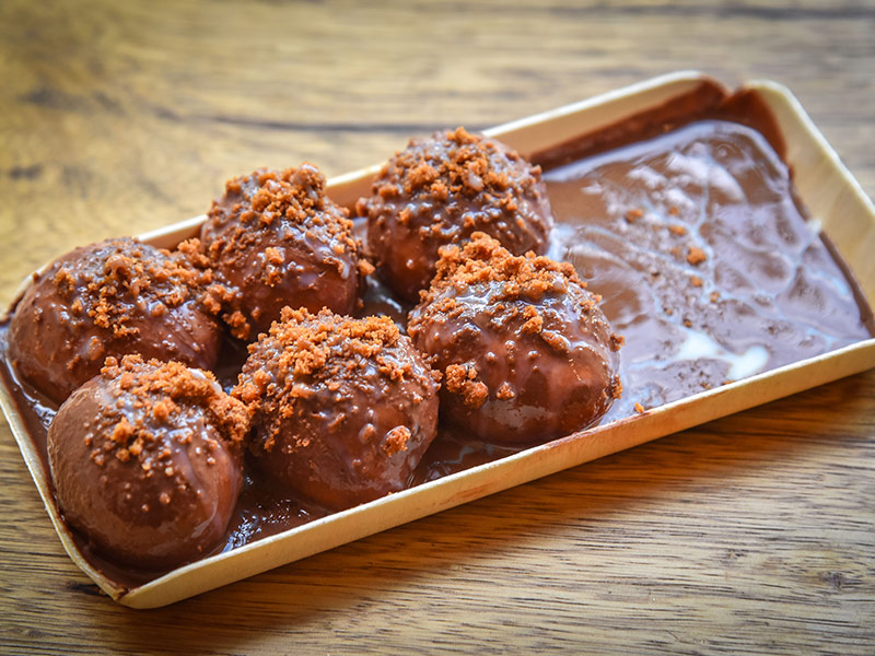 Lotus With Milk Chocolate Luqaimat