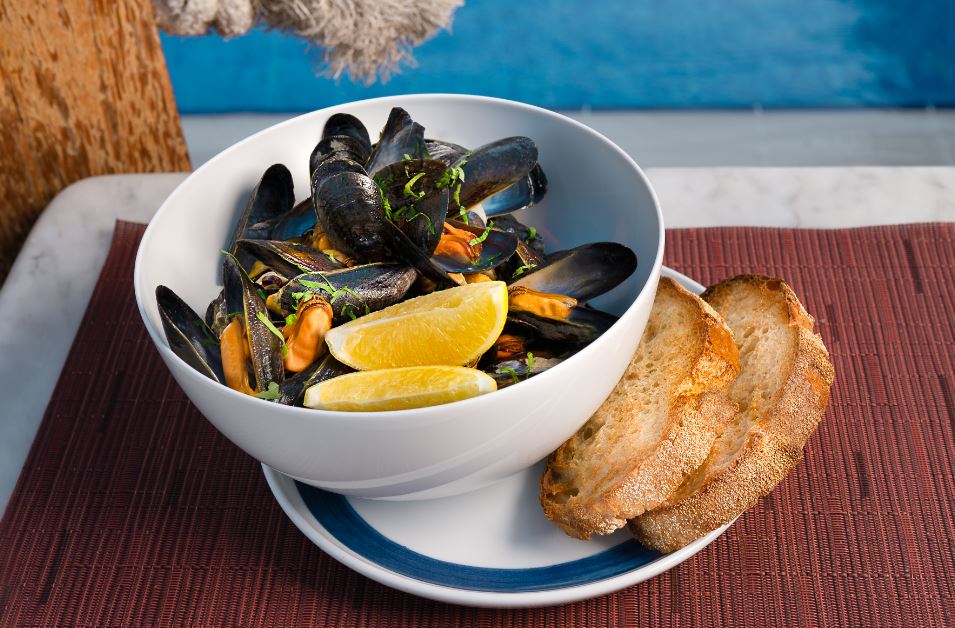 delicious Rocca Food and Beverages 