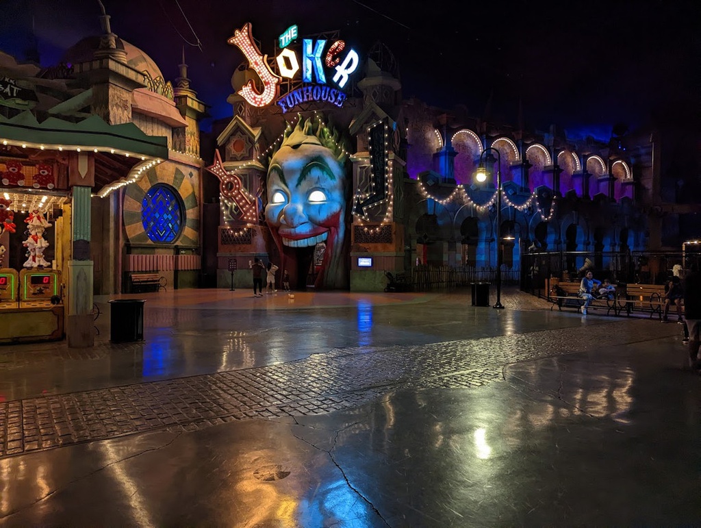 The best entertainment offers in Warner Bros World Abu Dhabi