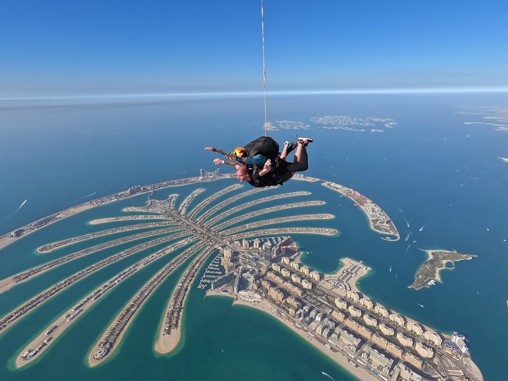 The best entertainment offers in Skydive Dubai