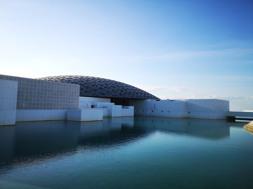 The best entertainment offers in Louvre Museum Abu Dhabi