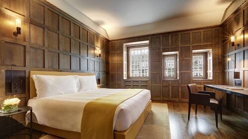 2 Bedroom Tudor Suite 