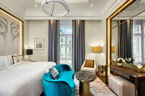 Deluxe City View Room