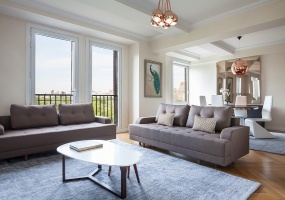 Luxurious 2 BR Residence | Direct Park Views | Manhattan | New York