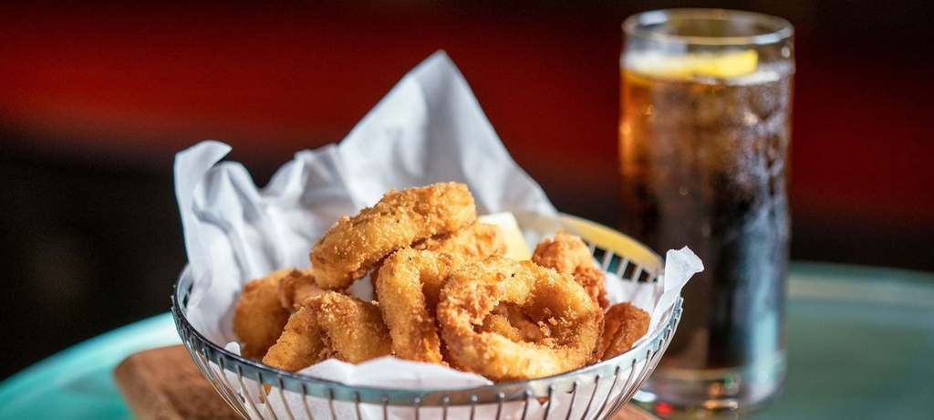 Delicious Food and Beverages at Champions Sports - Marriott Marquis