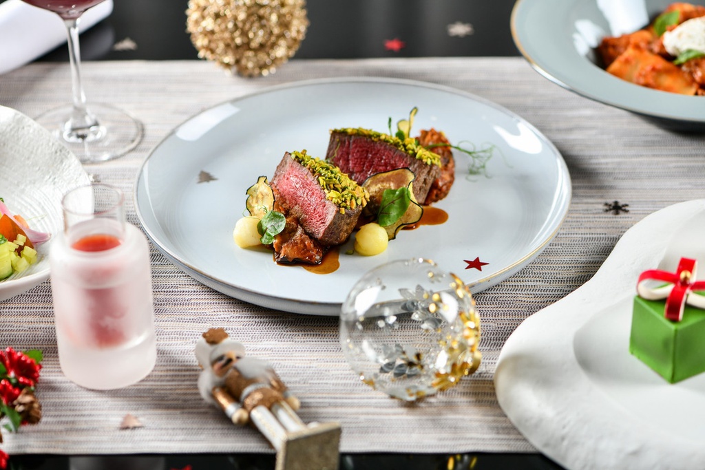 Delicious Food and Beverages at Il Galante - Banyan Tree Doha