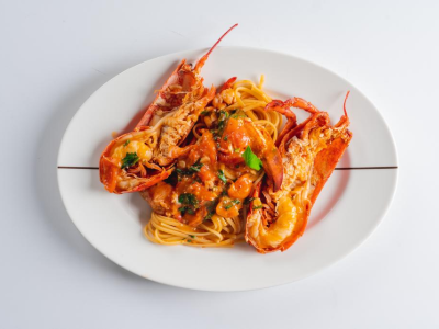 Linguine All'astice E Pomodorini