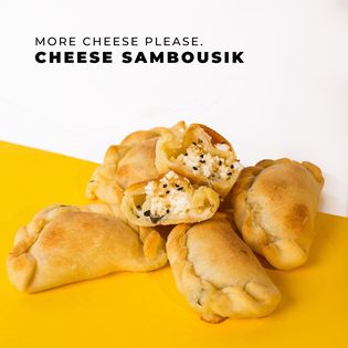 Delicious Food and Beverages at Rashat Somsom Restaurant