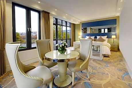 Premier King Room (New Building)