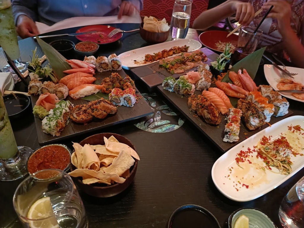 Delicious Food and Beverages at SPICE MARKET