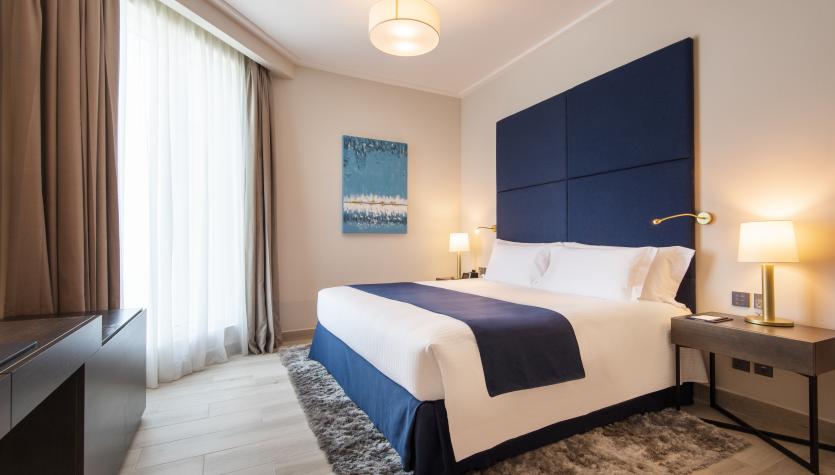 Junior Seaview Suite