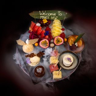 Delicious Food and Beverages at Mnky HSE