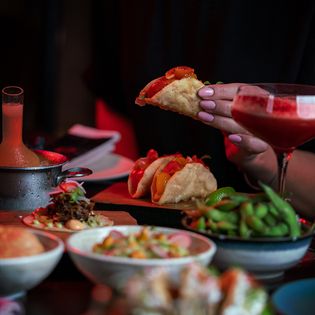 Delicious Food and Beverages at Mnky HSE