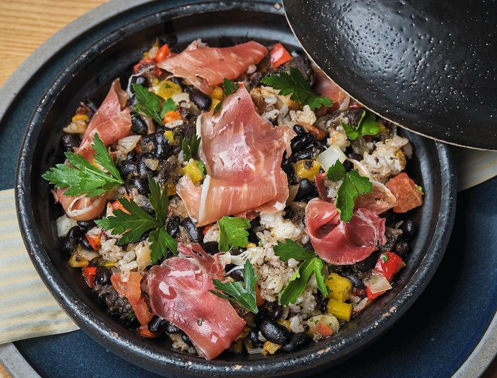 Delicious Food and Beverages at SUSHISAMBA - Waldorf Astoria