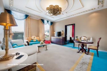 Junior Suite King Bed - Corniche View (Single Bed &amp; Breakfast)