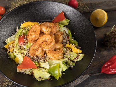 Quinoa Shrimps Salad