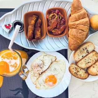 Delicious Food and Beverages at 59 Cafe Saraya