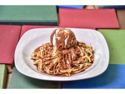 Spaghetti Alfredo Crepe