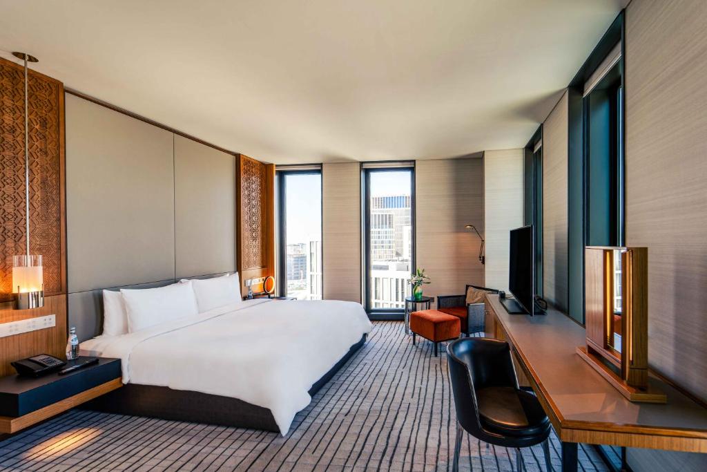 Suite -Thursday &amp; Friday