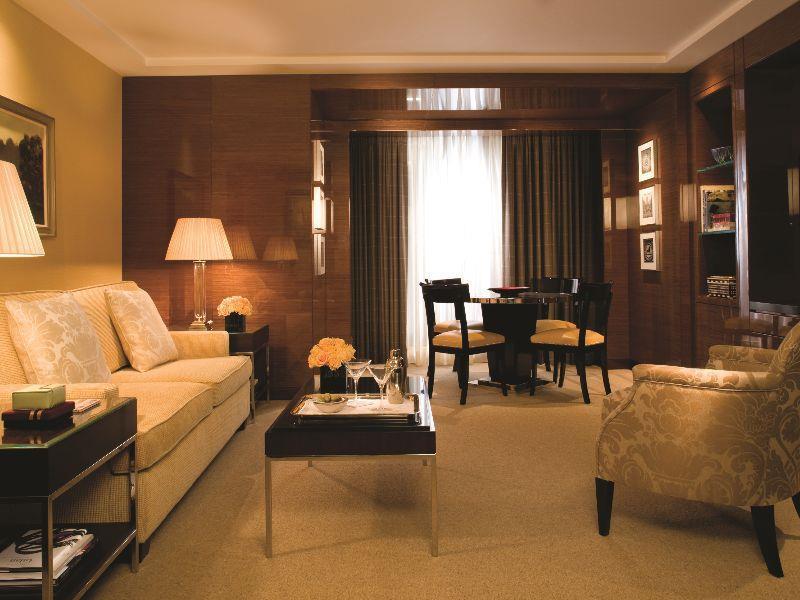 Junior Conservatories with King Bed