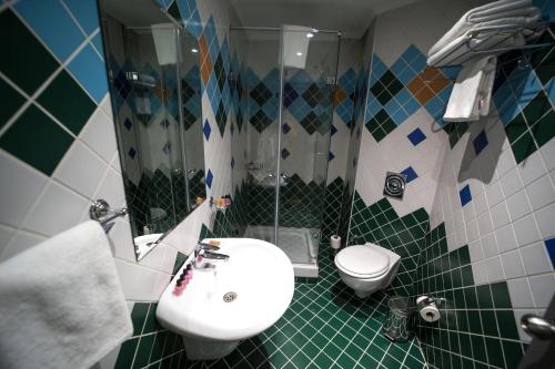 Economy Double or Twin Room