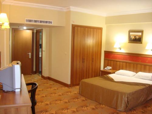 Twin/Double room - Single use - Resort