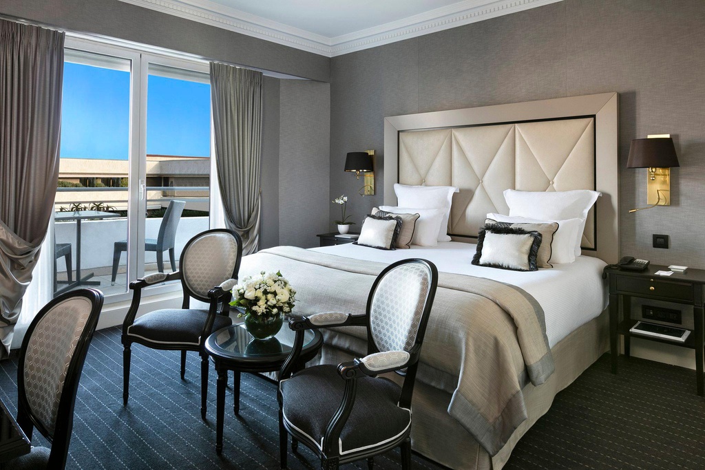 Deluxe City View Room