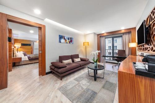 Executive Suite Sea View