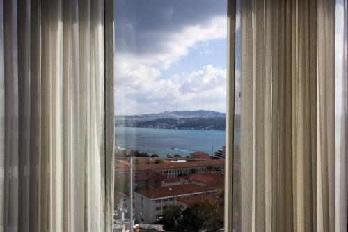 Deluxe Double Room with Bosphorus View