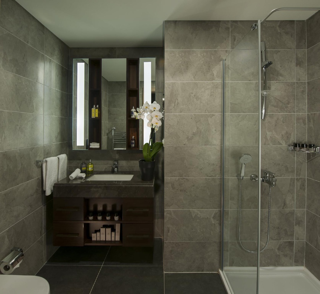 Four-Bedroom Executive Apartment