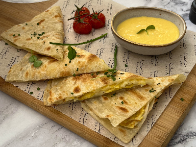Cheese Omelet Chapatti