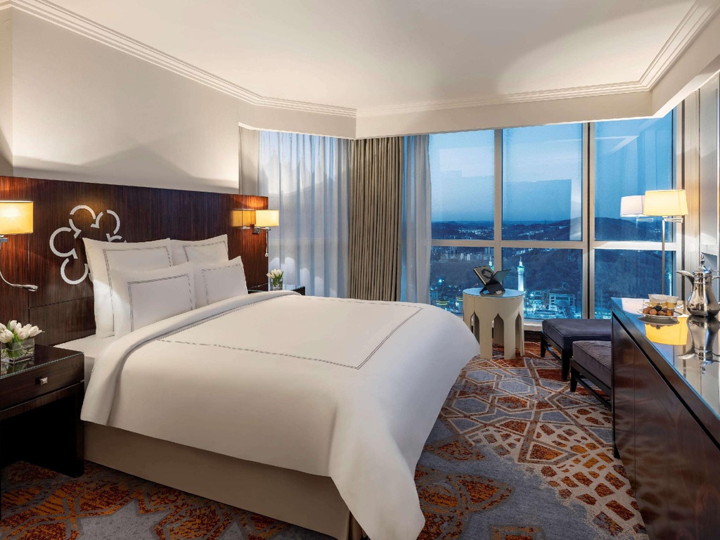 Junior suite Kaaba view