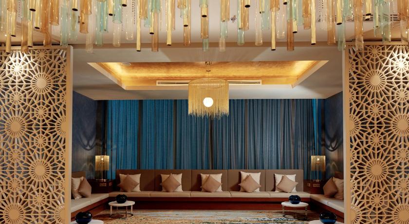 Triple Room with City View