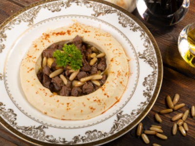Hummus With Diced Lamb