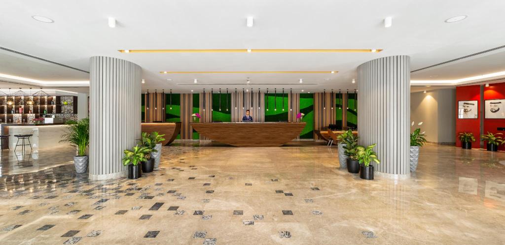 Deluxe Suite, One Bedroom with King size bed, Skyline View