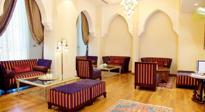 Superior Room with Partial Sea View